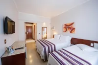 Hotel Carlton Plaza Các khách sạn gần Congregação Cristã no Brasil - Bortolan