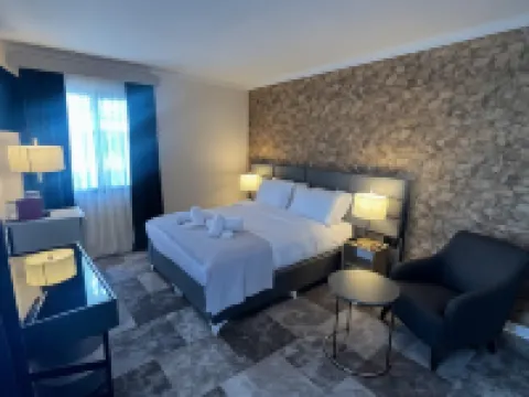 Lighthouse Hotel โรงแรมในEvros