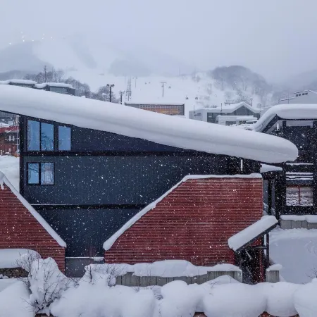 Gondola Chalet by H2 Life