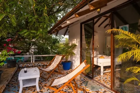 Moustache Goa Luxuria Отели рядом с достопримечательностью «Анжуна Бич»