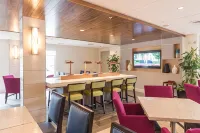查爾斯頓美國17號&I-526號公路智選假日飯店