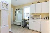 Charming New Buffalo Cottage