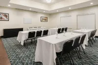 La Quinta Inn & Suites by Wyndham Boutte Hotels in Destrehan