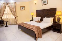DEES HOTELS APARTMENTS AND SUITES
