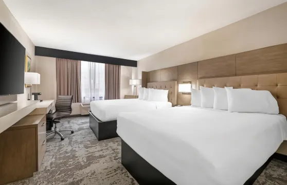 布魯克林中心貝斯特韋斯特酒店及會議中心