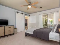 Kid Friendly. Outdoor space. Fully stocked kitchen. Bright and clean. Hotels in Mountain Home