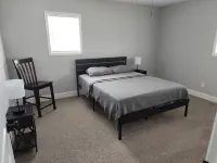 Close to Lake G’VILLE 3-BR house with AC, BOAT BARN-24’x48’, WiFi in Albertville