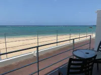 On The Beach Lue餐廳飯店 - 山景