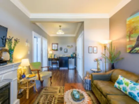 Brookside Inn Boutique Hotel Hotels in Abbotsford