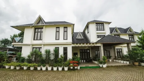 Akim Homestay Hotels in Kohima