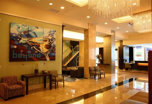 센추리 플라자 호텔 & 스파