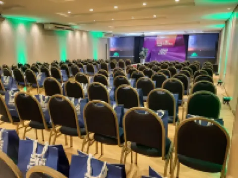 馬克西穆斯商務酒店 吉帕拉納酒店