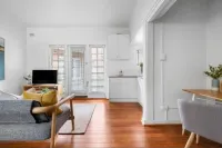 East Melbourne -MCG,Rod Laver/John Cain Arena, walk- gorgeous ground floor appt