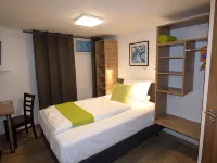 Art Inn Hotel Dinslaken Hotels in der Nähe von Stammhaus Underberg