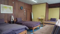 Guesthouse Azmo