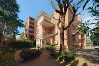 Grand Central Room Hotels near Piazza Maggiore