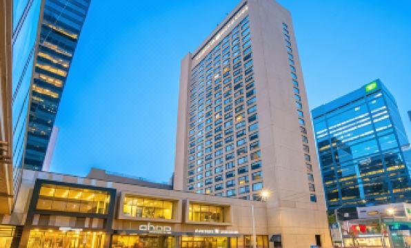 Sandman Signature Edmonton Downtown Hotel