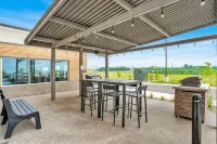 Candlewood Suites Detroit - Auburn Hills Các khách sạn ở Orion charter Township
