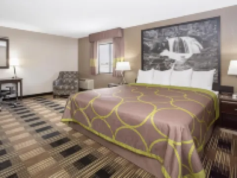 Super 8 by Wyndham Billings Hotels in Billings