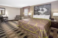 Super 8 by Wyndham Billings Hotels in Billings