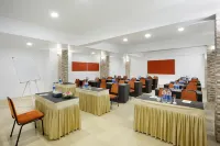 Avion Holiday Resort - 3-Star
