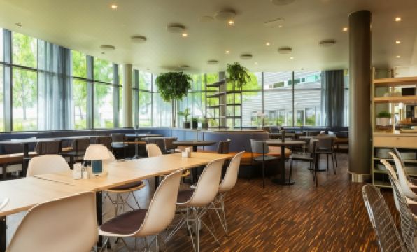 Comfort Hotel RunWay