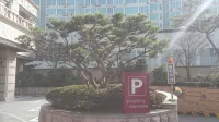 Aura Tourist Hotel - parking