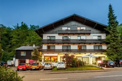 Schwarzwaldhotel Sonne โรงแรมใกล้Old Castle Baden-Baden