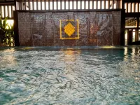 Retrieve Health & Wellness - منتجعات