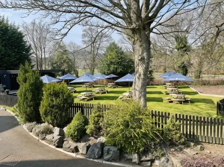 The Craigie Hotel Отели рядом с достопримечательностью «Росслинский замок»