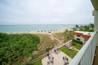 La Costa Beach Club - Beach