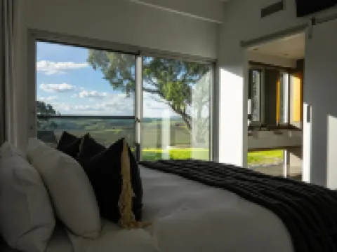 Barossa Pavilions & Glasshouse Hotels in Lyndoch