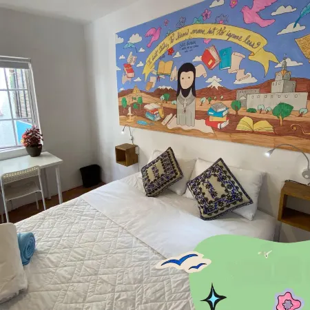Hostal Fungi Casa Rosa