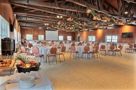 Station Touristique Duchesnay - Sepaq Отели рядом с достопримечательностью «Nordique spa Stoneham»