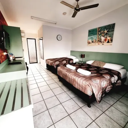 Sunseeker Motel