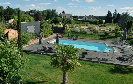 Domaine de Moresville Отели в г. Илье-Комбре