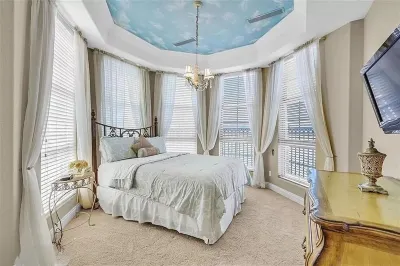 Condo at  Prestigious gated V community Hotels in Lake Las Vegas