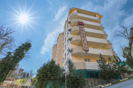 Отель Империя