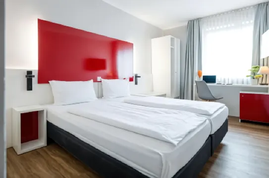 Admiral Hotel Отели рядом с достопримечательностью «Цайль»