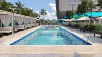 Tru by Hilton Distrito Palmerola - Pool