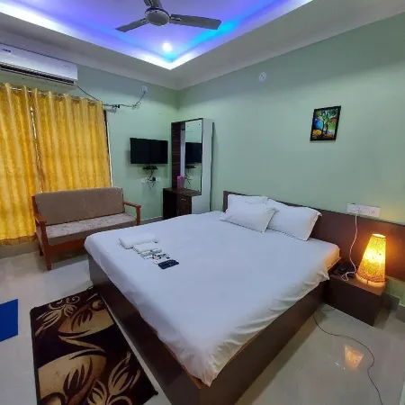 Hotel Aayes & Resort