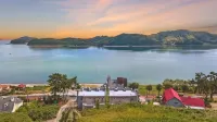 Namhae Spring, Summer, Fall, Winter Pet- - balcón