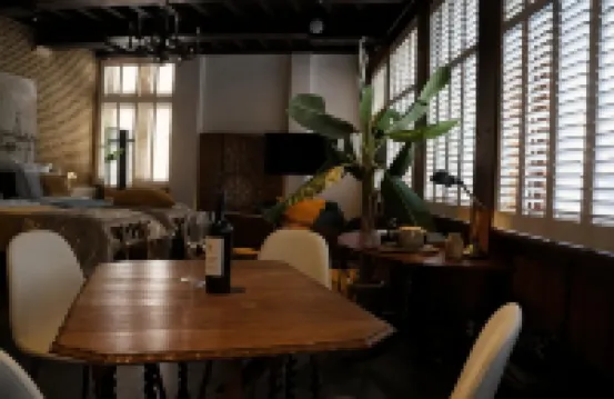 Charming Suites Jan Zonder Vrees
