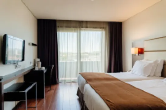 Axis Porto Business & Spa Hotel