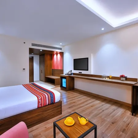 Golden Tulip Agra