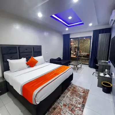 De Rigg Place Victoria Island Hotels near Balogun Market