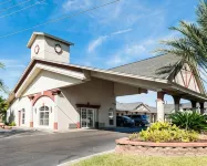 Days Inn by Wyndham Jasper TX - Bãi đậu xe