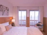GuestReady - OceanView TopFloor w Terrace Hotels in Sao Roque
