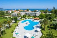 Hotel Aethria - Pools