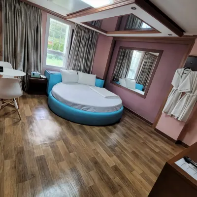 Chilgok Palgongsan Honeymoon Các khách sạn gần Đền Pagyesa